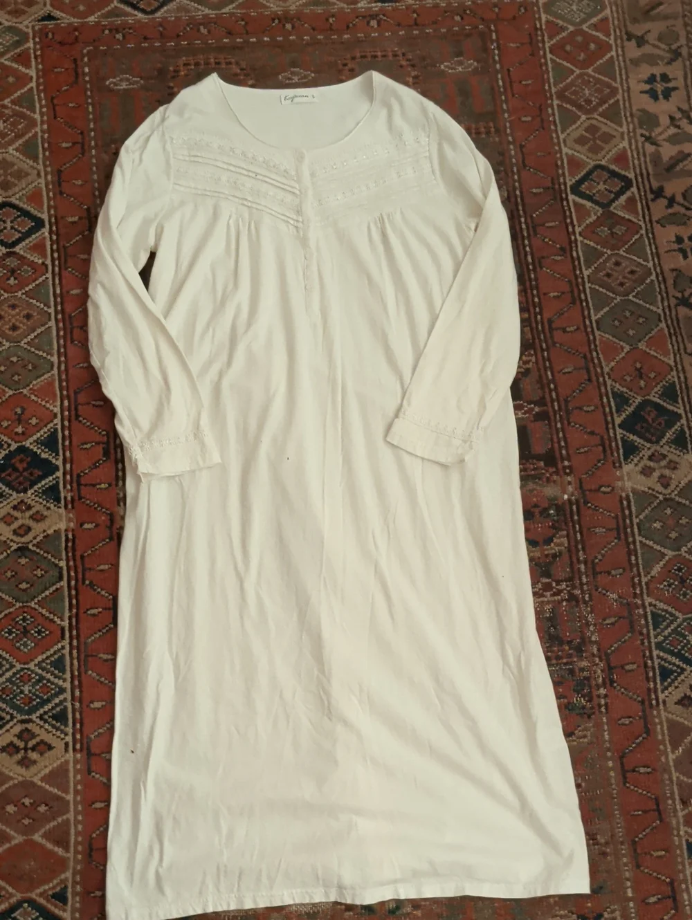 White Cotton Long Nightgown with Pintuck Detail